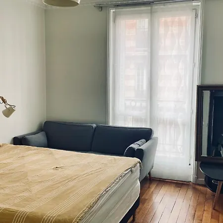 Apartment Stylish Parisian Montmartre 2br Paris